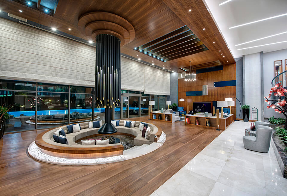 Regnumcarya Crown Villa Living Room 02