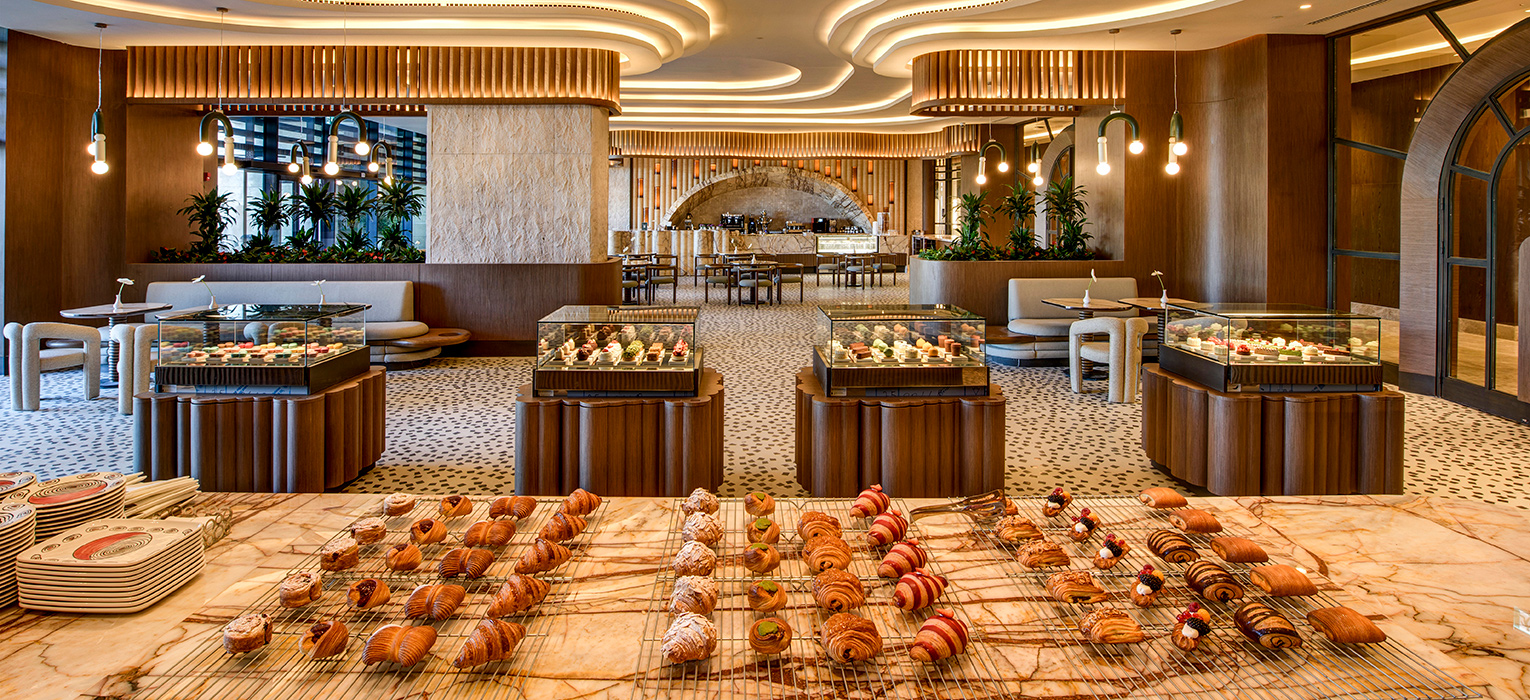 REGNUM THE CROWN PAOLA PATISSERIE 04 Slider 1