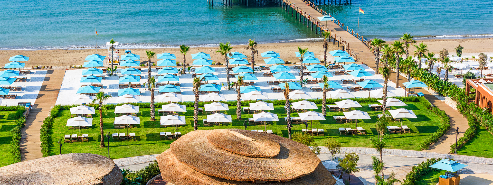 REGNUM THE CROWN Sandy Beach Bar 01 Banner