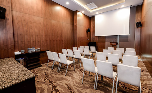 Regnum Carya Citrus Card