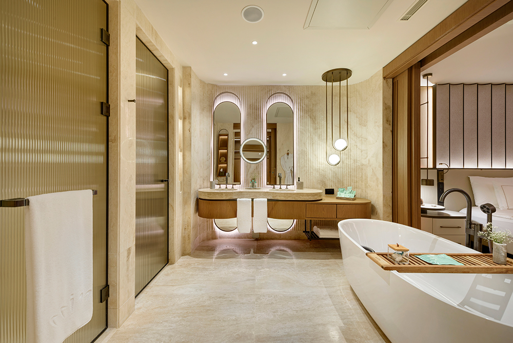 Regnum The Crown Seascape Suite (7)